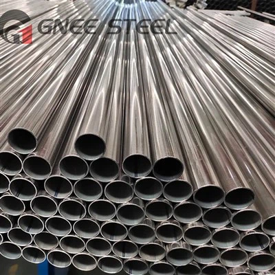 SUS405 svetsat rostfritt stålrör